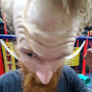 Meet your Posher, Lola